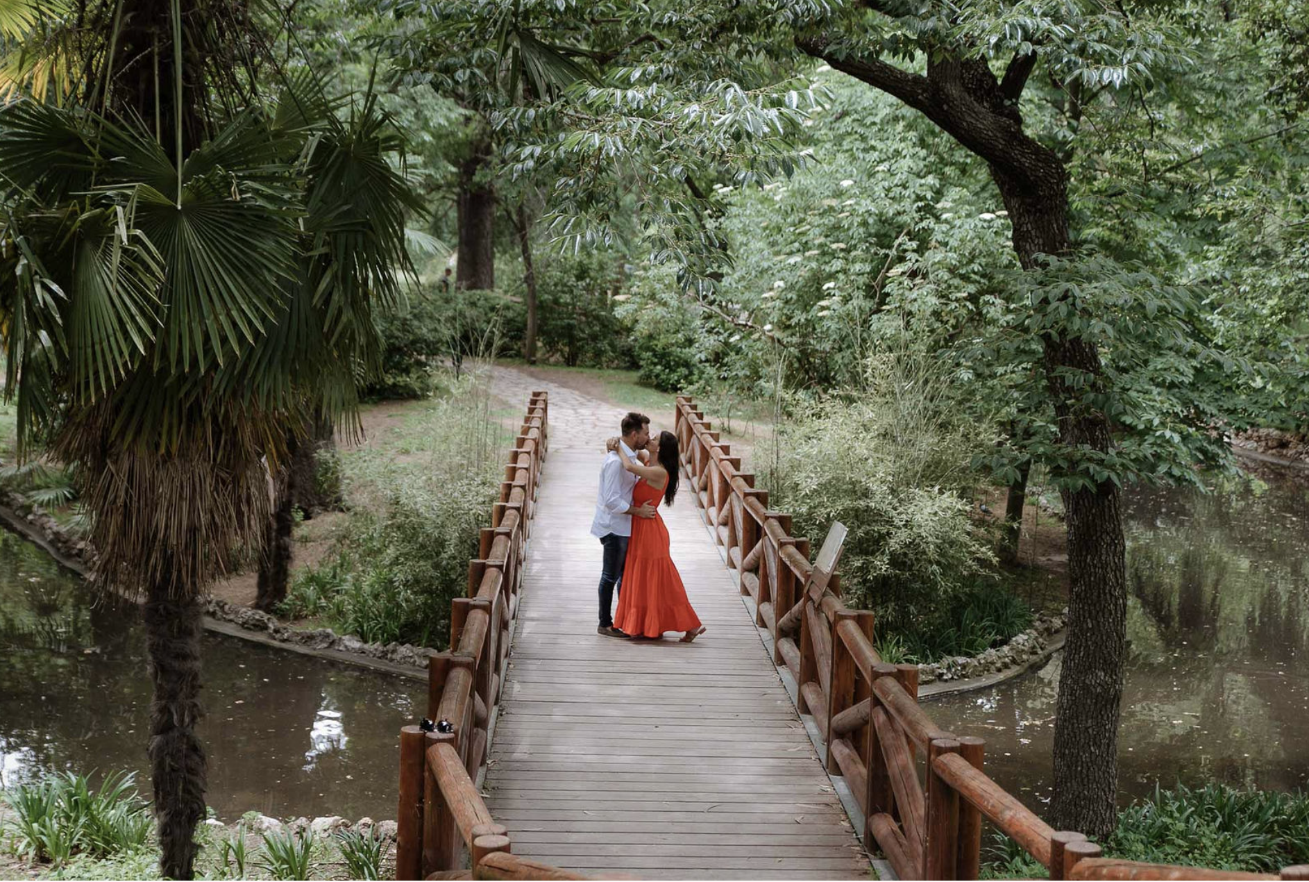 surprise proposal photography in madrid